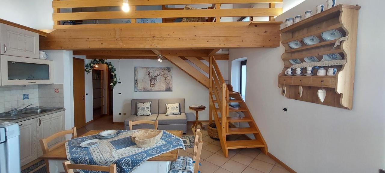 Loft Della Perpetua Di Casa Bernardi, Fuga Romantica Petfriendly Montagnaga  Exterior foto
