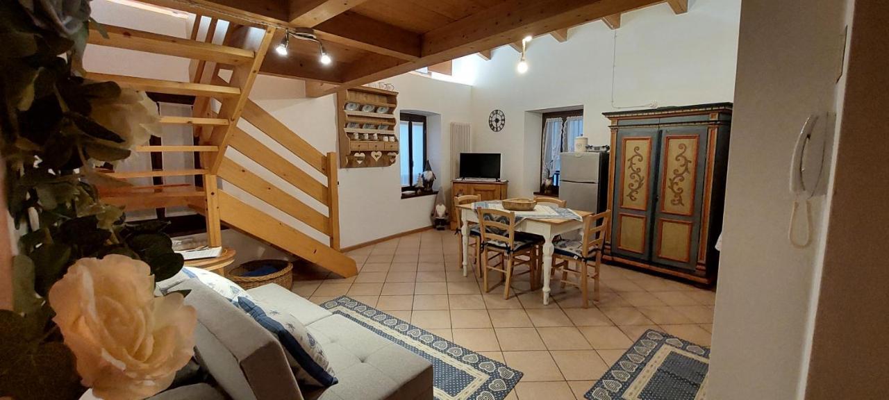 Loft Della Perpetua Di Casa Bernardi, Fuga Romantica Petfriendly Montagnaga  Exterior foto